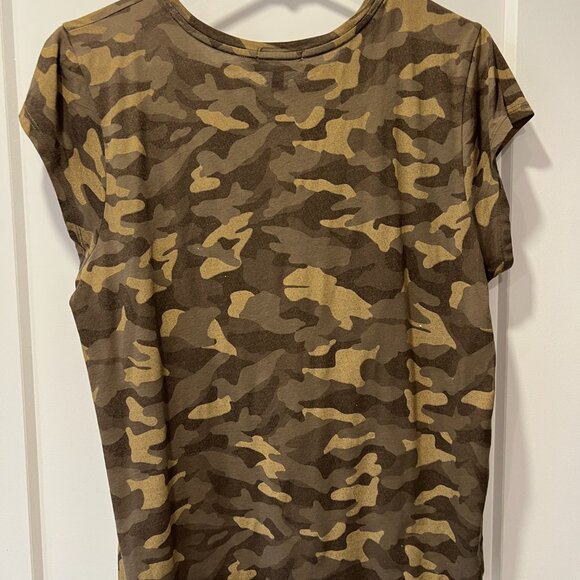 Camo t'shirt - Picture 2 of 4